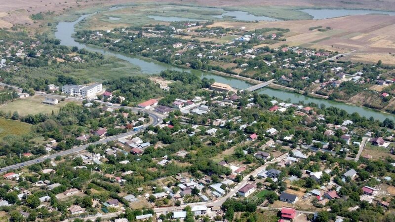 Teren langa lac Naipu
